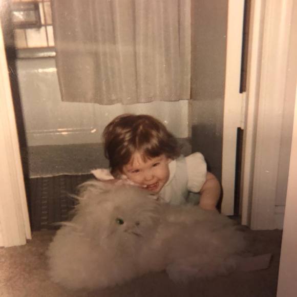 Meet your Posher, Amy - Picture 1 of 1